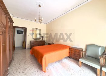 Camera / camera da letto - Quadrilocale Via Luca Samuele Cagnazzi
 
31, Napoli - foto 12