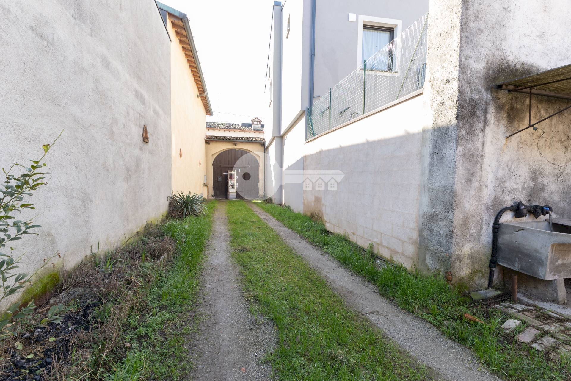 Foto 3 - Independent house Via Gorizia
 
4, Ghedi - photo 3