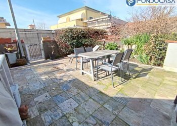 esterno - Independent house viale colombo, Carrara - photo 3