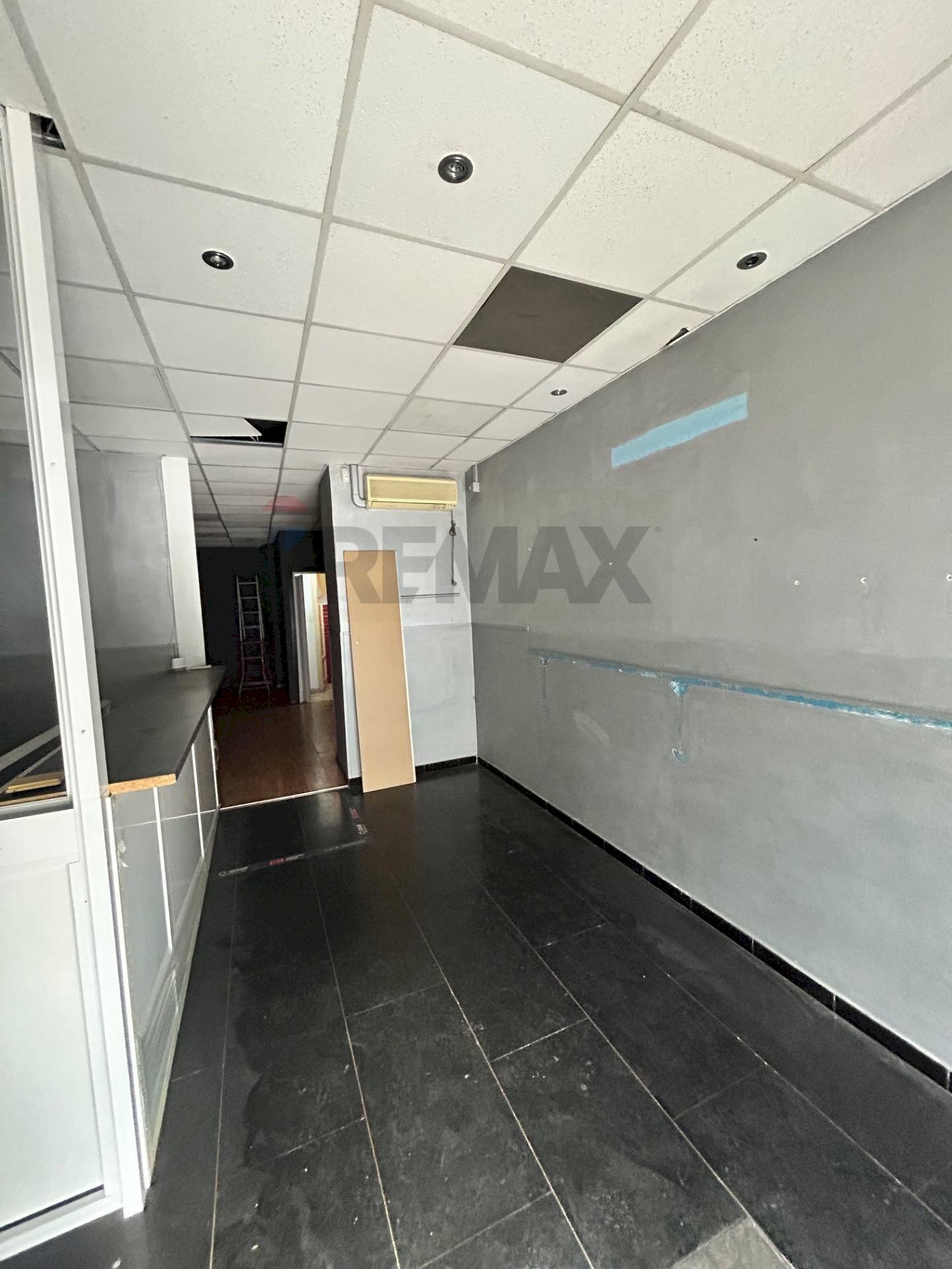 Stanza vuota - Commercial Premises piazza quinto curzio
 
5/A, Roma - photo 2