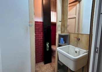 Bagno - Commercial Premises piazza quinto curzio
 
5/A, Roma - photo 8