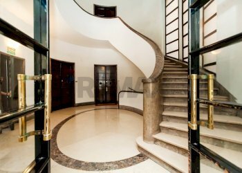 Ricezione / Lobby - Three-room apartment VIA RAVENNA
 
9, Roma - photo 3