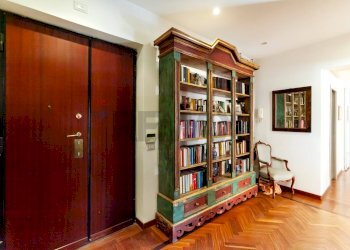 Hall / corridoio - Three-room apartment VIA RAVENNA
 
9, Roma - photo 6