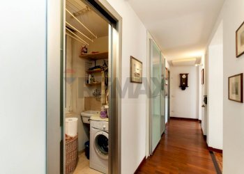 Hall / corridoio - Three-room apartment VIA RAVENNA
 
9, Roma - photo 15