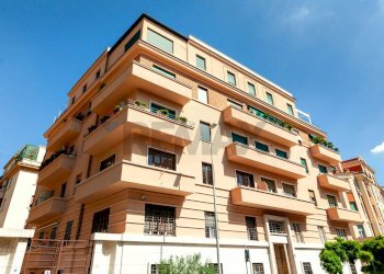 Edificio all\'aperto - Three-room apartment VIA RAVENNA
 
9, Roma - photo 35