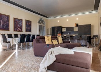 Foto 2 - Casa indipendente via Michellorie
 
47, Albaredo d'Adige - foto 2