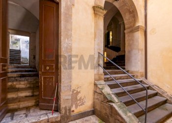 Scale - Appartamento Corso Umberto I
 
228, Modica - foto 19