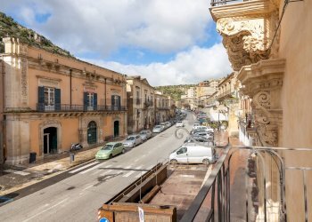 Edificio all\'aperto - Appartamento Corso Umberto I
 
228, Modica - foto 45