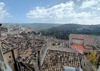 Edificio all\'aperto - Casa indipendente via maria paternò arezzo
 
103, Ragusa - foto 21