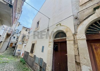 Edificio all\'aperto - Casa indipendente via Spiteri
 
45, Scicli - foto 13