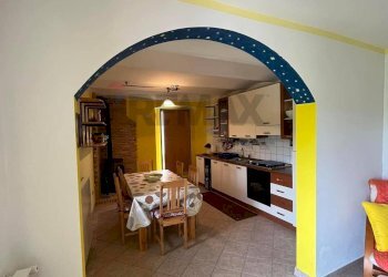Sala da pranzo - Casa indipendente via Torricelli
 
15, San Polo Matese - foto 5
