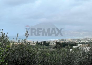Vista delle montagne - Building land VIA CROCIFISELLO
 
SNC, Valderice - photo 2
