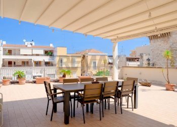 Terrazza - Bilocale Via Castello
 
6, Casamassima - foto 4