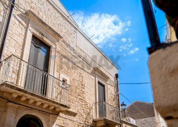 Edificio all\'aperto - Bilocale Via Castello
 
6, Casamassima - foto 7