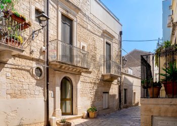 Edificio all\'aperto - Bilocale Via Castello
 
6, Casamassima - foto 8