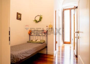 Camera / camera da letto - Bilocale Via Castello
 
6, Casamassima - foto 23