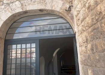 Stanza vuota - Warehouse Via Putignano
 
13, Turi - photo 1