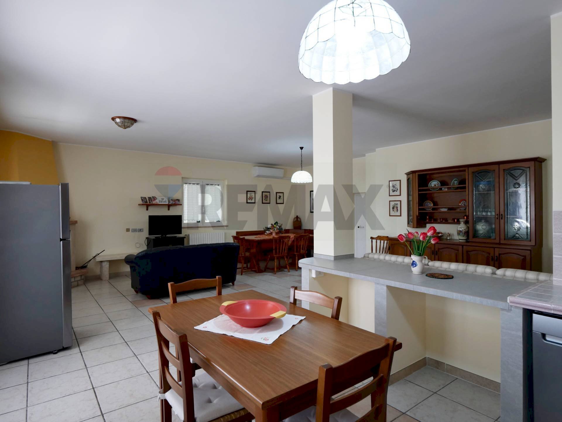 Sala da pranzo - Independent house Contrada Bonelli
 
139, Noci - photo 3