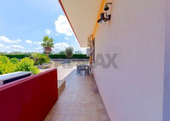 Balcone - Villa Strada Cancello, Noci - foto 15