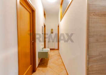 Hall / corridoio - Villa Strada Cancello, Noci - foto 27