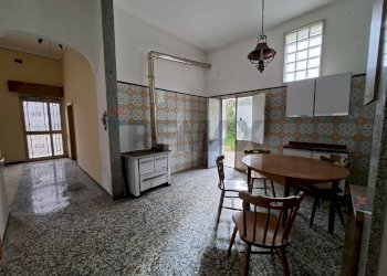 Sala da pranzo - Casa indipendente Via Filippo Corridoni & Via Giovanni XXIII
 
XXIII, Neviano - foto 2