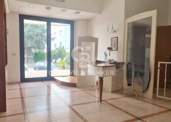 Foto 2 - Laboratorio Parallela Via G. Toniolo
 
2/A, Martina Franca - foto 2