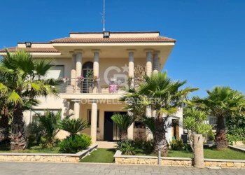 Foto 1 - Villa Strada Monti del Duca
 
128, Martina Franca - foto 1