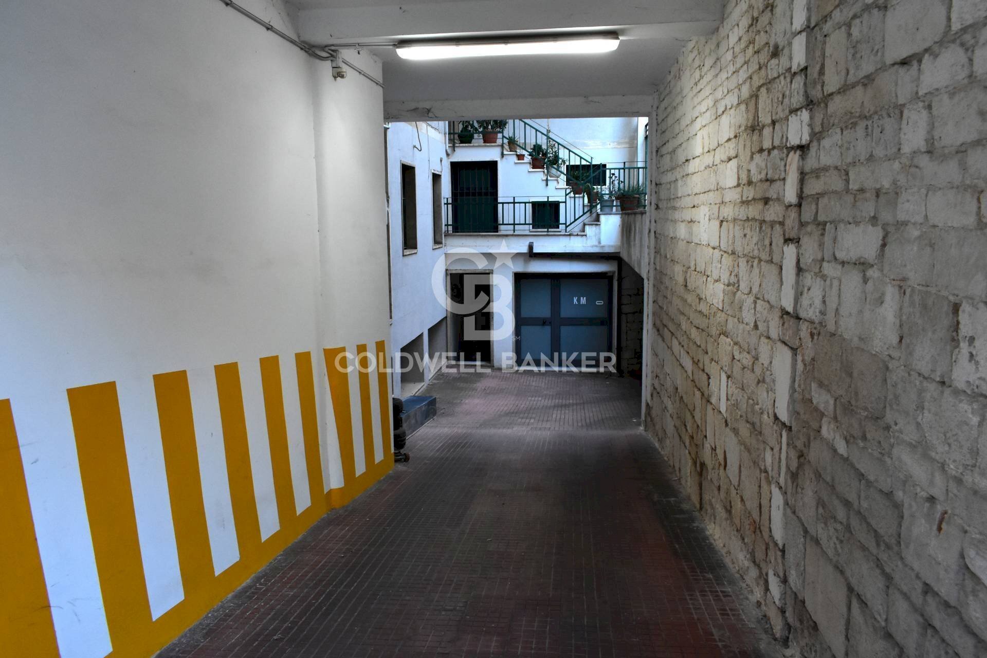 Foto 3 - Box Via Antonio Bruni
 
18, Martina Franca - foto 3