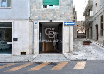 Foto 1 - Box Via Antonio Bruni
 
18, Martina Franca - foto 1