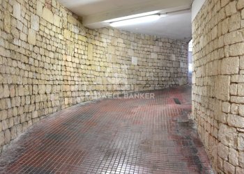 Foto 23 - Box Via Antonio Bruni
 
18, Martina Franca - foto 23