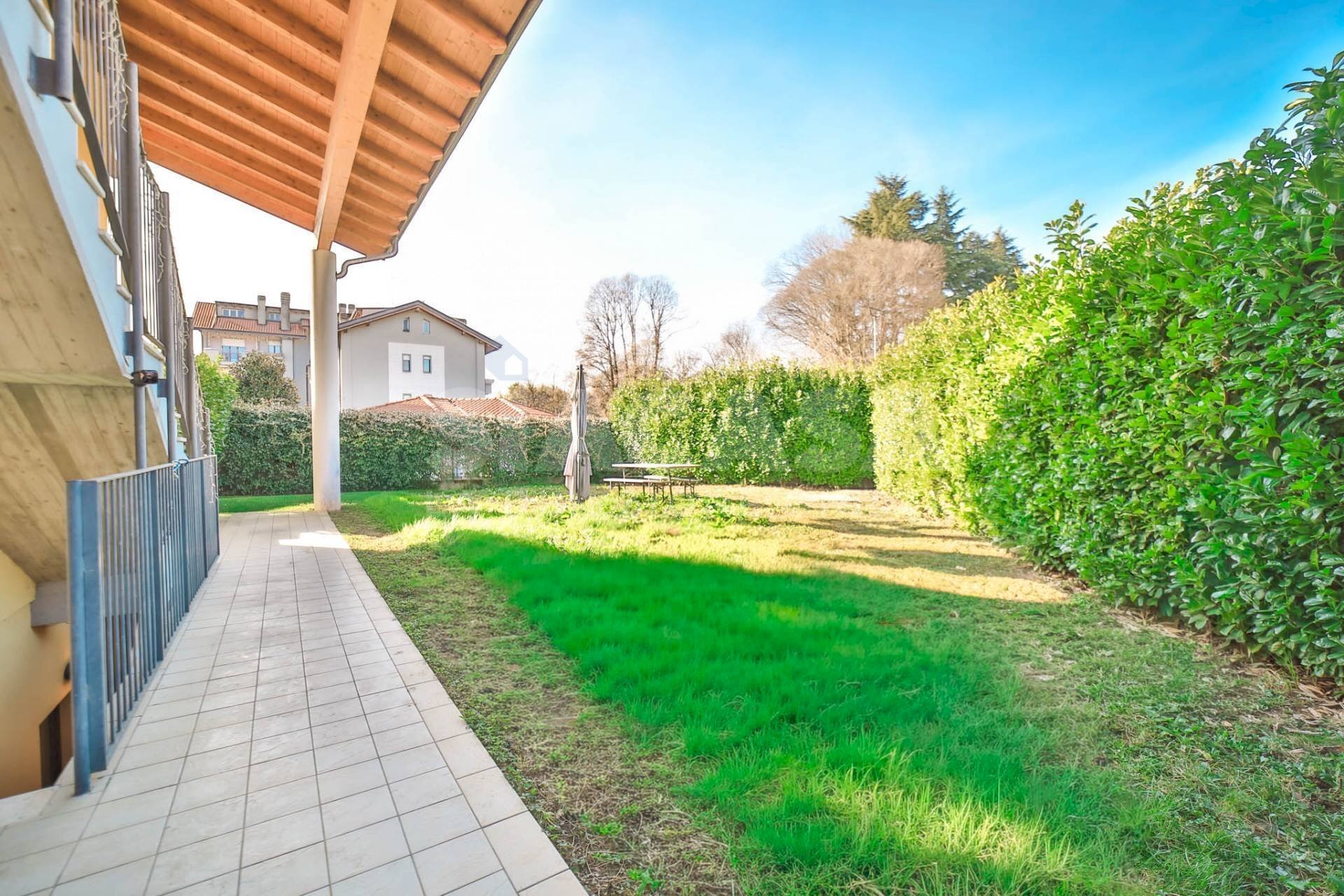 Foto 2 - Four-room apartment VIA MARTIRI DELLE FOIBE
 
16, Cornate d'Adda - photo 2