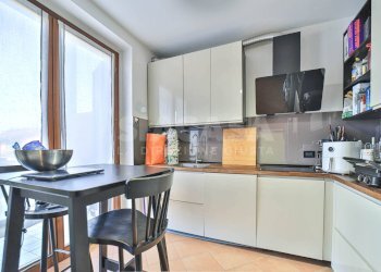 Foto 6 - Quadrilocale VIA MARTIRI DELLE FOIBE
 
16, Cornate d'Adda - foto 6