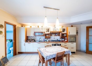 Foto 15 - Quadrilocale via Concetto Lanzafame
 
5, Acireale - foto 15