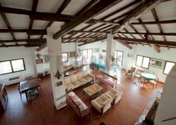 Sala da pranzo - Villa Via del Sasso
 
10, Pianoro - foto 8