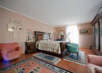 Camera / camera da letto - Villa Via del Sasso
 
10, Pianoro - foto 9