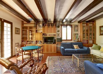 soggiorno - Villa Via del Sasso
 
10, Pianoro - foto 8