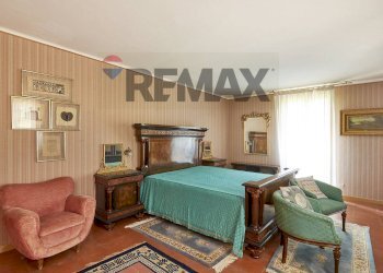 Camera / camera da letto - Villa Via del Sasso
 
10, Pianoro - foto 28