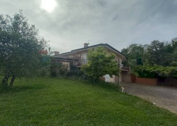 Giardino - Villa Corso Europa
 
1, Sassofeltrio - foto 57