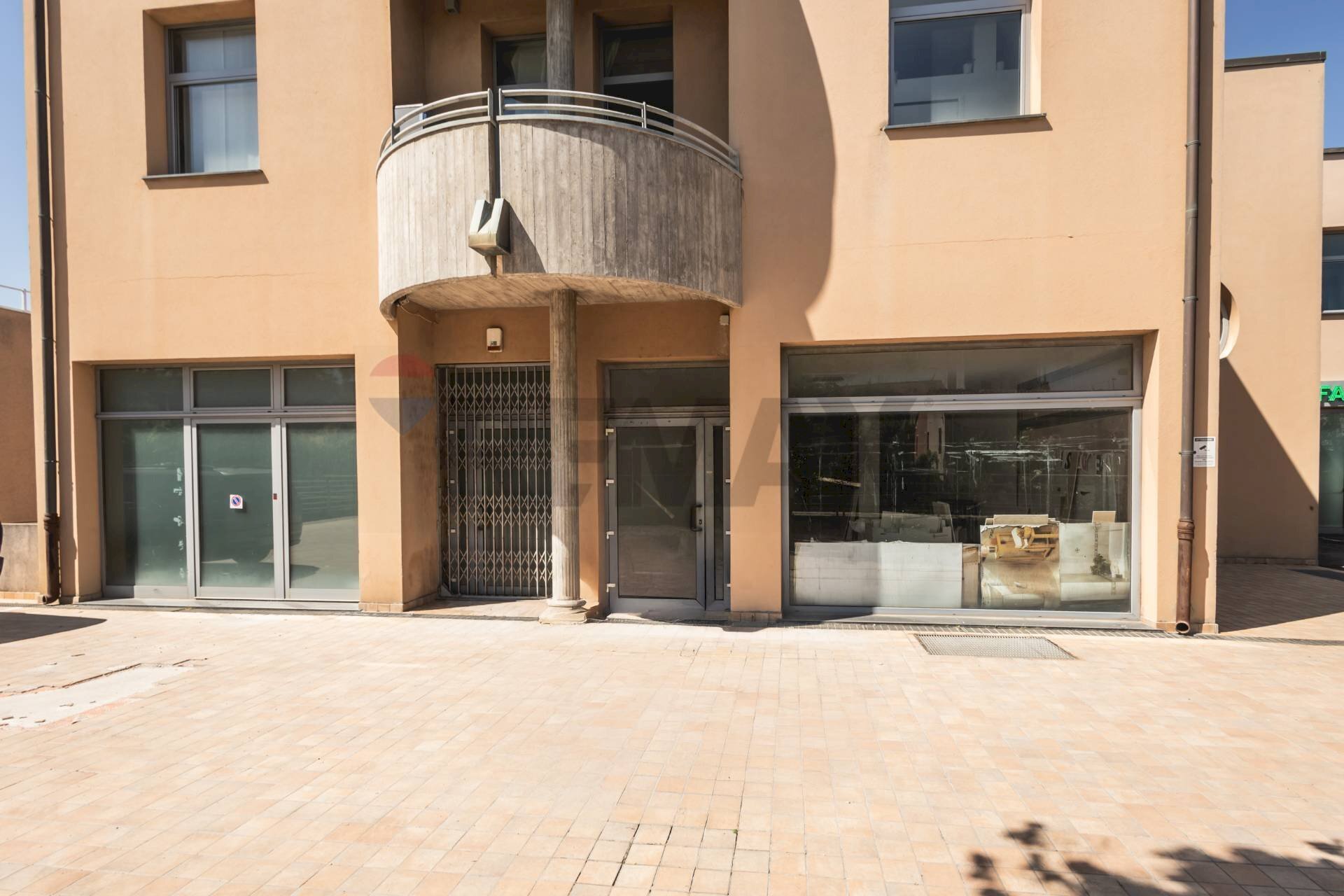 Edificio all\'aperto - Negozio via torconca, Cattolica - foto 2