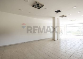 Stanza vuota - Negozio via torconca, Cattolica - foto 3