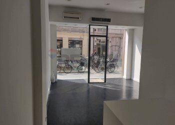 Stanza vuota - Negozio Via IV Novembre
 
16, Rimini - foto 5