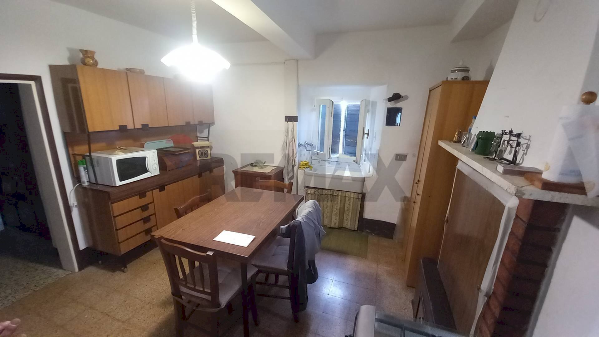 Sala da pranzo - Semi-detached house Borgo Orsini
 
2, San Leo - photo 1