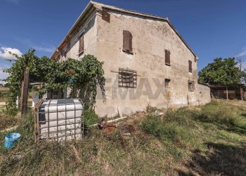 Casa all\'aperto - Rustico Tavullia - foto 13