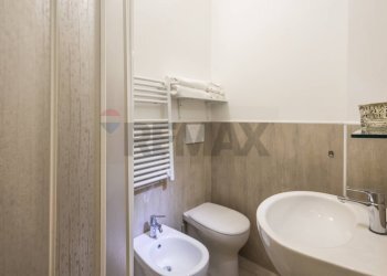 Bagno - Hotel Via E. Filiberto
 
2, Gabicce Mare - foto 25