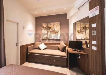 Camera / camera da letto - Hotel Via E. Filiberto
 
2, Gabicce Mare - foto 26