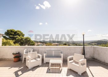 Terrazza panoramica - Hotel Via E. Filiberto
 
2, Gabicce Mare - foto 34