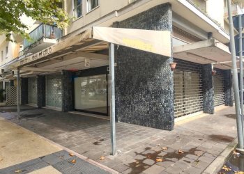 Esterno Negozio - Commercial Premises Via Marconi
 
54/a, Rimini - photo 4