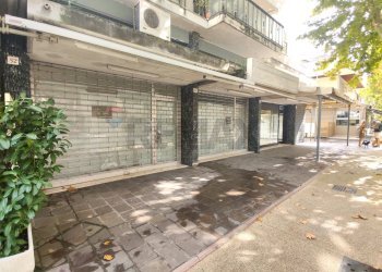Esterno Negozio - Commercial Premises Via Marconi
 
54/a, Rimini - photo 10