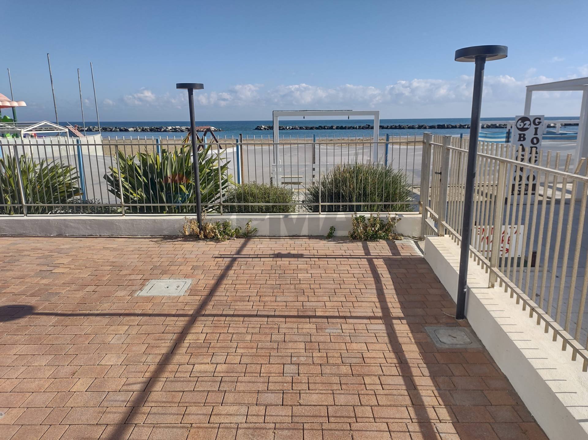 Spazio esterno ristorante - Locale Commerciale Viale San Salvador
 
29, Rimini - foto 3