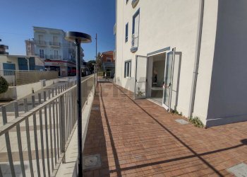 Spazio esterno ristorante - Commercial Premises Viale San Salvador
 
29, Rimini - photo 6